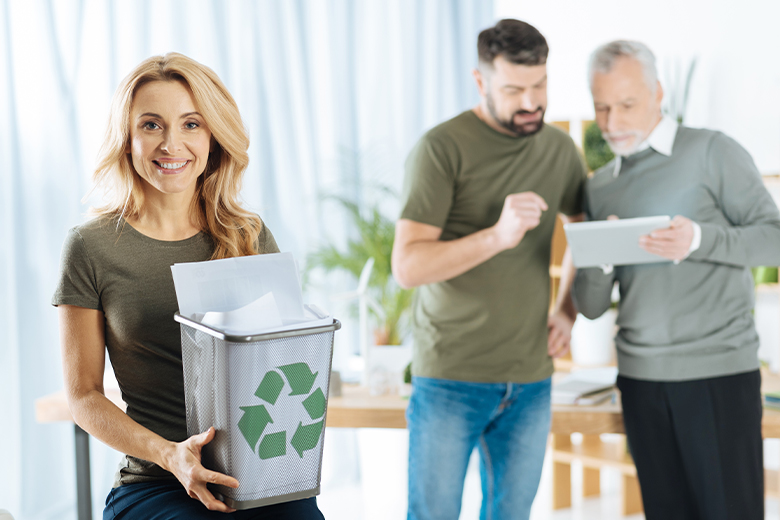 Recyclage papier au bureau